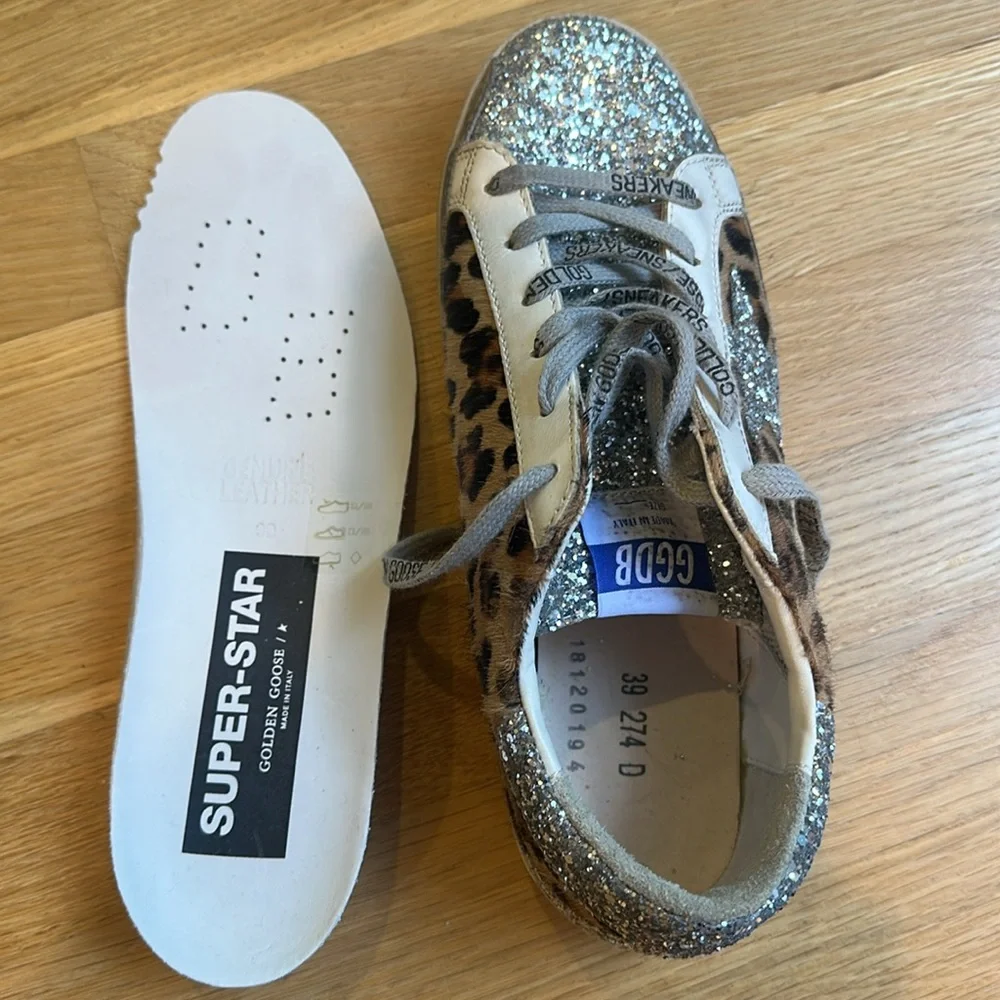 Golden Goose Superstars -39 (Authentic) - Picture 2 of 4